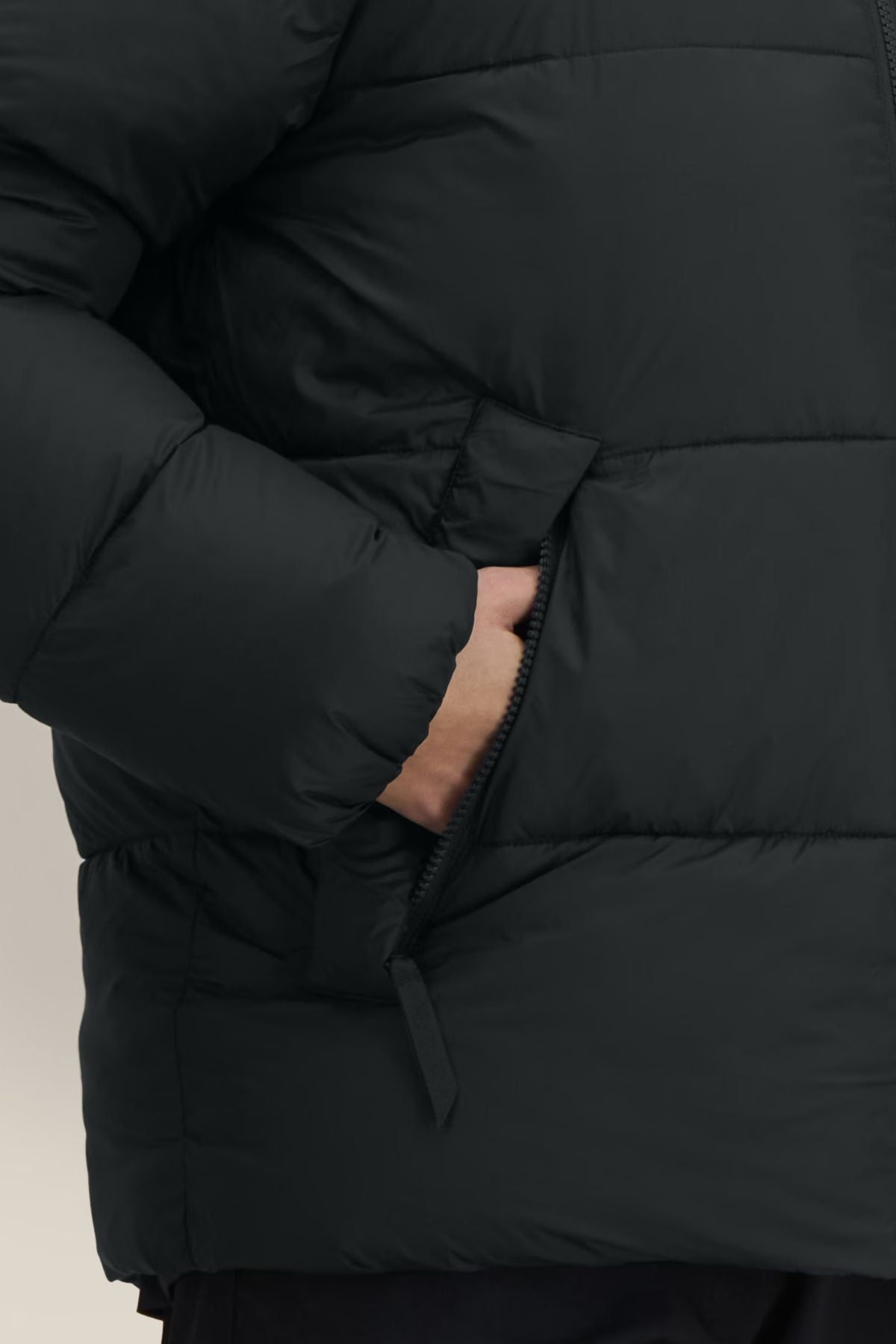 #Farbe_Black