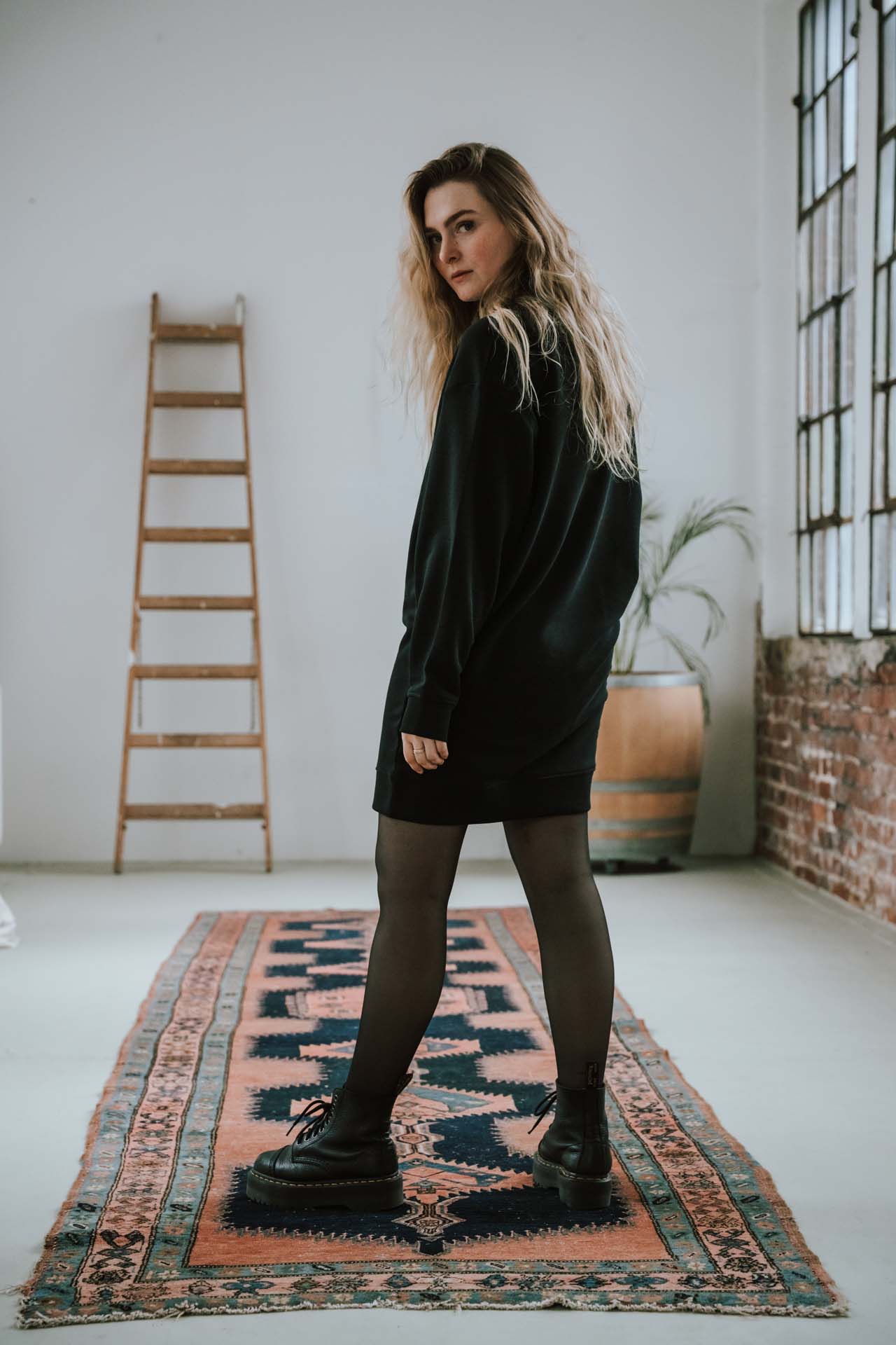 Sweater-Kleid "Black"