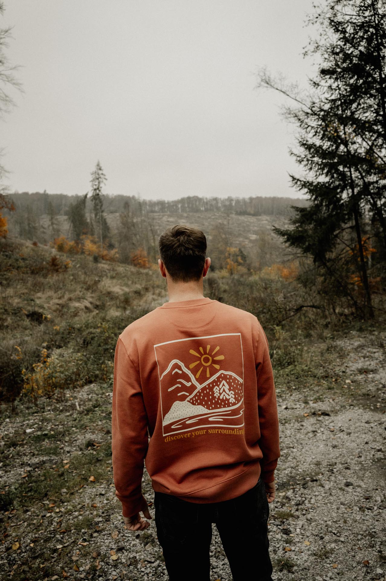 Discover-Sweater