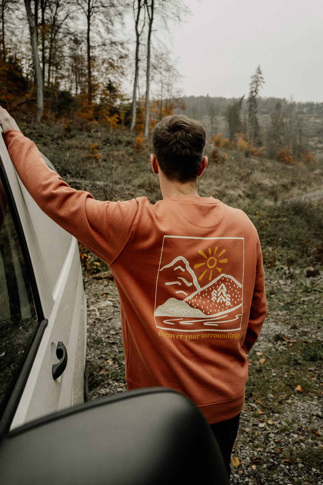 Discover-Sweater