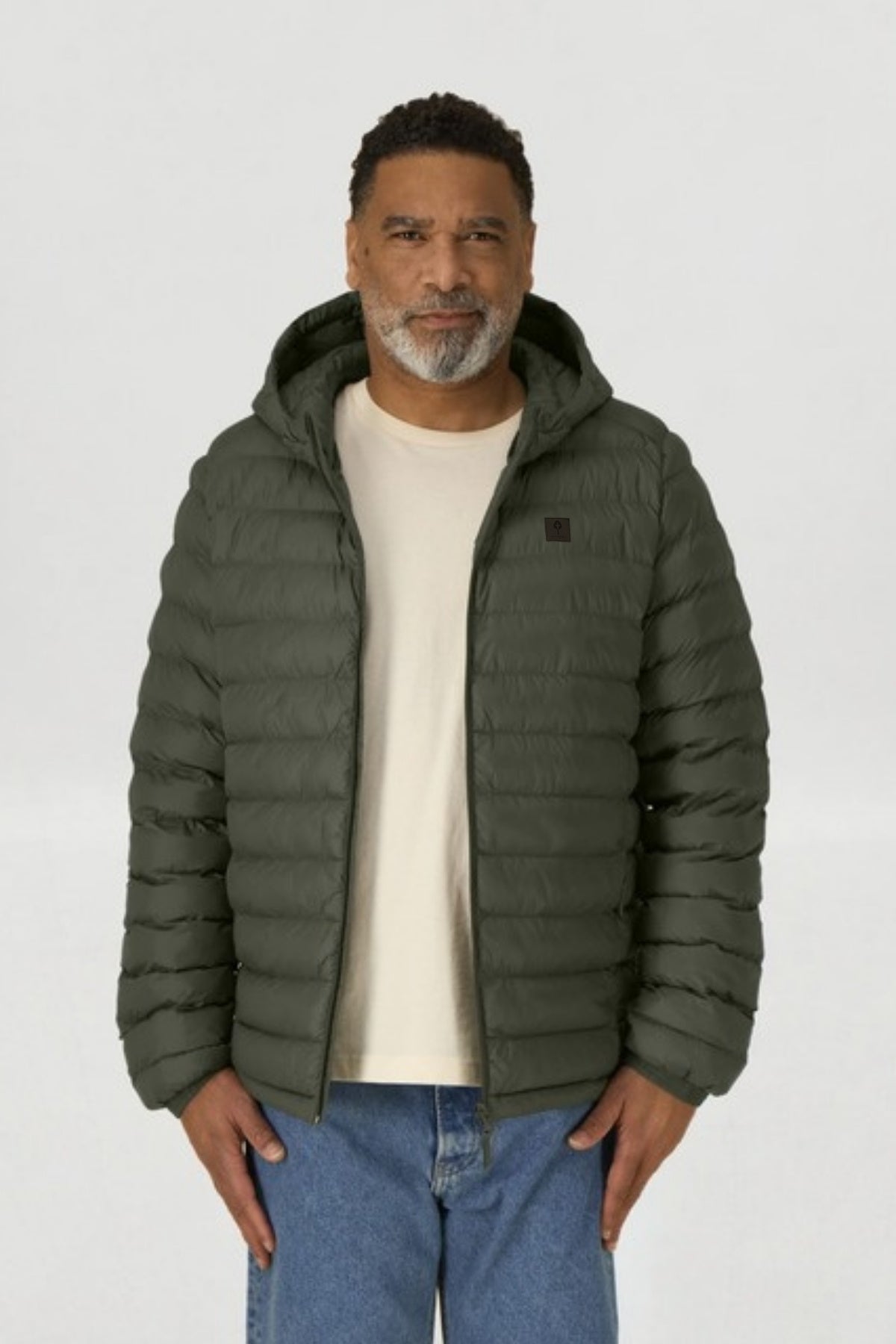 #Farbe_Khaki